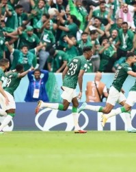  法甲揭幕战爆冷门弱旅击败劲旅  