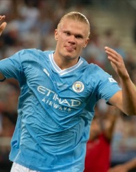  哈兰德戴帽曼城横扫布莱顿  