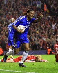  利物浦铁卫乌龙球葬送领先优势  