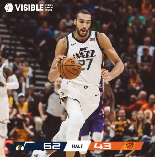  布克空砍40分太阳憾负勇士遭三连败